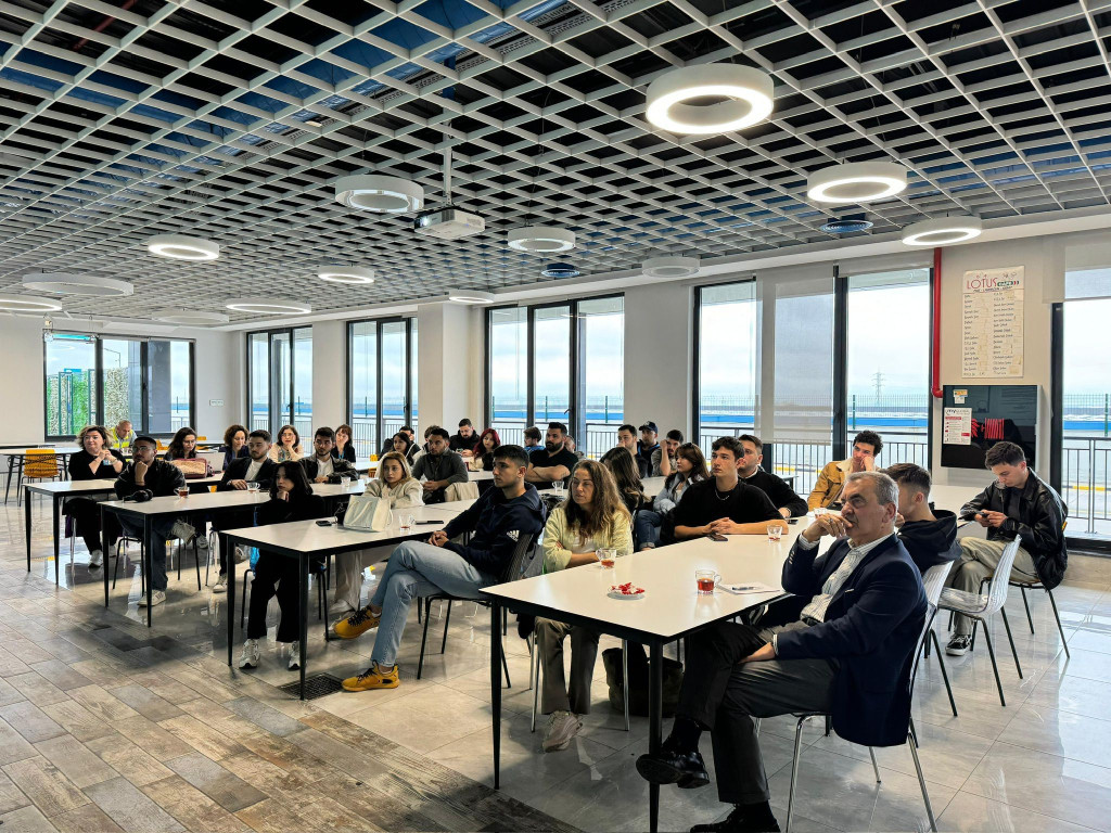 1715243316-WhatsApp Image 2024-05-08 at 09.04.56 _1_.jpg